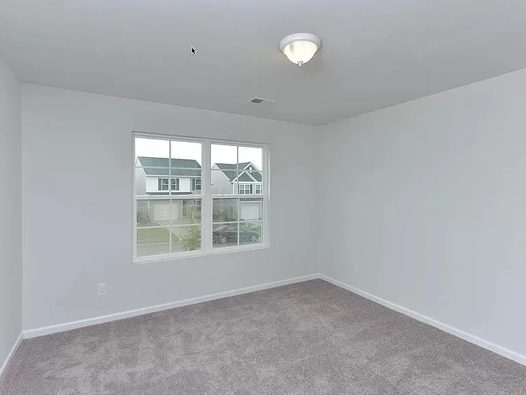 2750 Prince Charles Ct — Photo 7