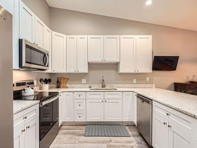 4271 Boulder Ridge Point, Eagan, MN, 55122