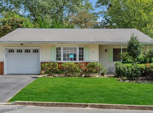 12 Vermont Way, Whiting, NJ 08759