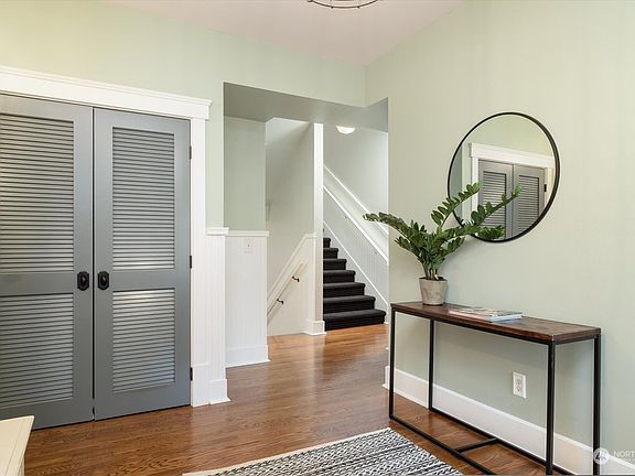 5th image of 9510 9th Avenue NW