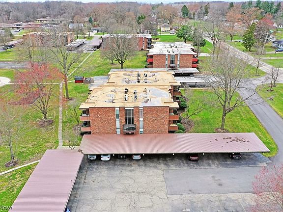 3rd image of 3040 N River Rd NE APT H20