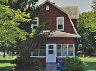 228 9th Ave #1, Eau Claire, WI 54703