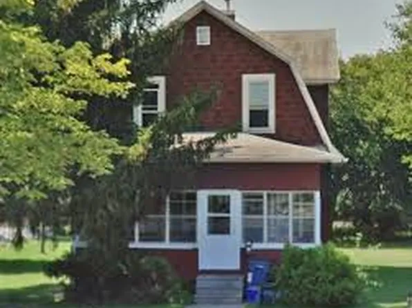 228 9th Ave #1, Eau Claire, WI 54703