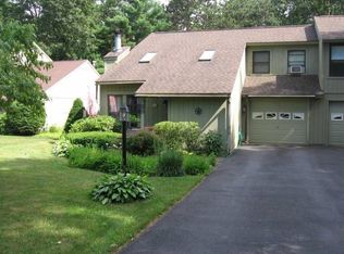 89 Thimbleberry Rd, Malta, NY 12020