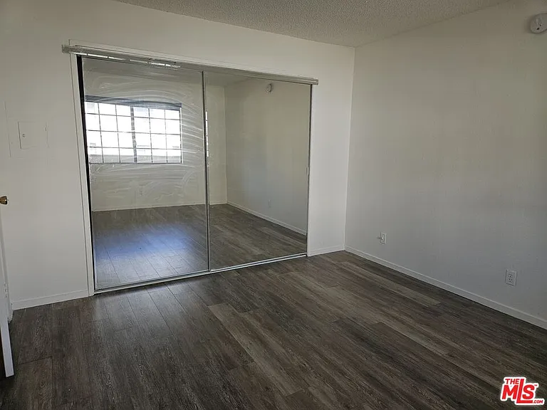 5170 N Columbus Ave #3 — Photo 8