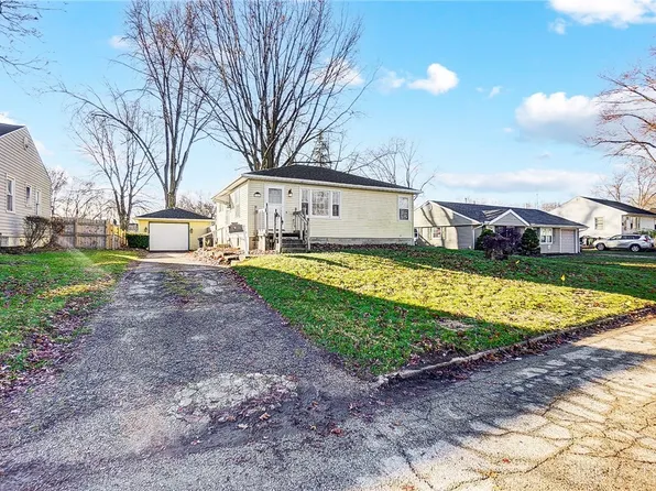 94 Elmwood Ave, Troy, OH 45373