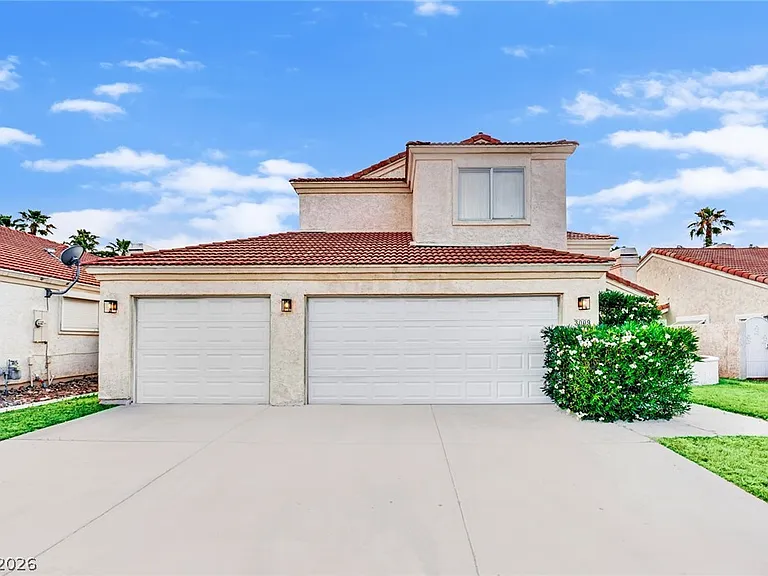 3009 Blue Fin Cir — Photo 2