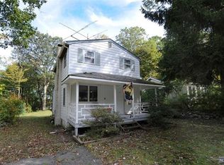 21 Elizabeth Rd, Hewitt, NJ 07421