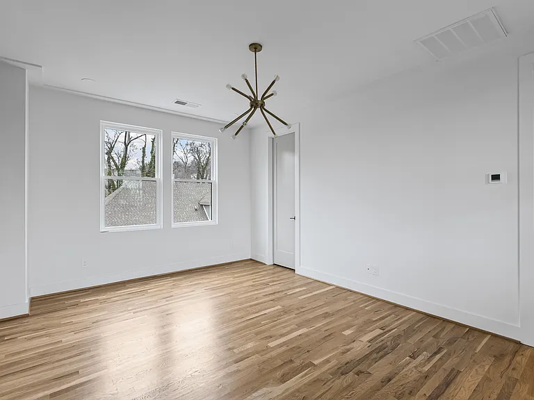 749B Alloway St — Photo 16