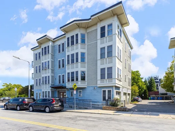 429 Border St APT 6, East Boston, MA 02128