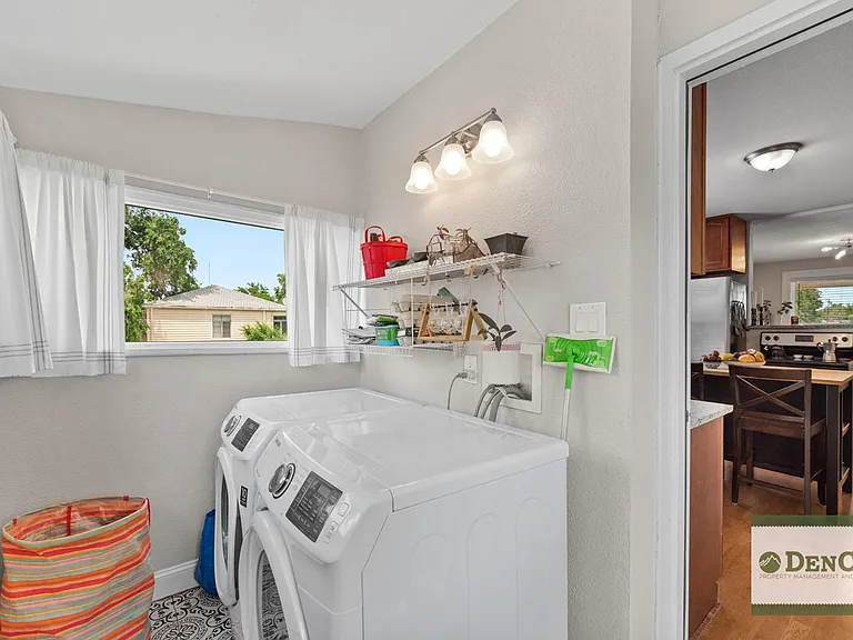 2401 S Bannock St — Photo 18