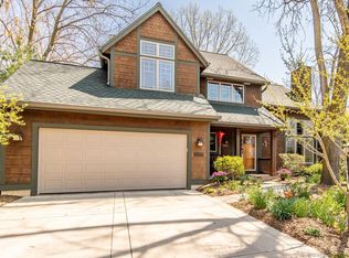 5915 Finch Ln, Racine, WI 53402