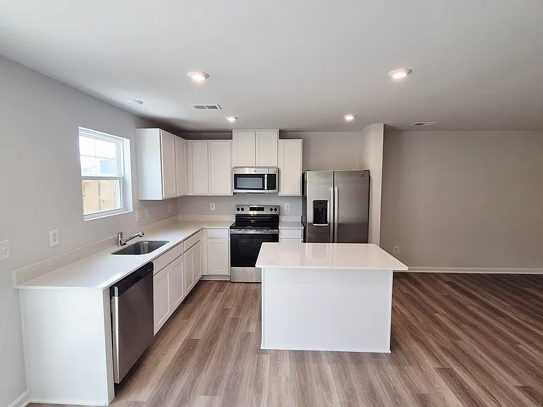 50 Grayson Village Dr — Photo 6