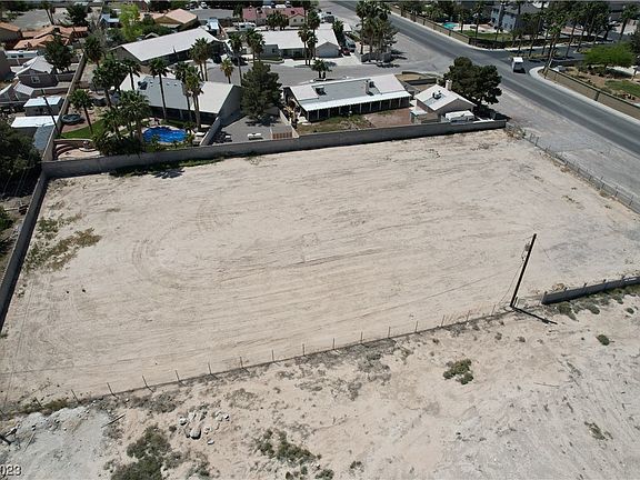 2nd image of 6140 N Rainbow Blvd