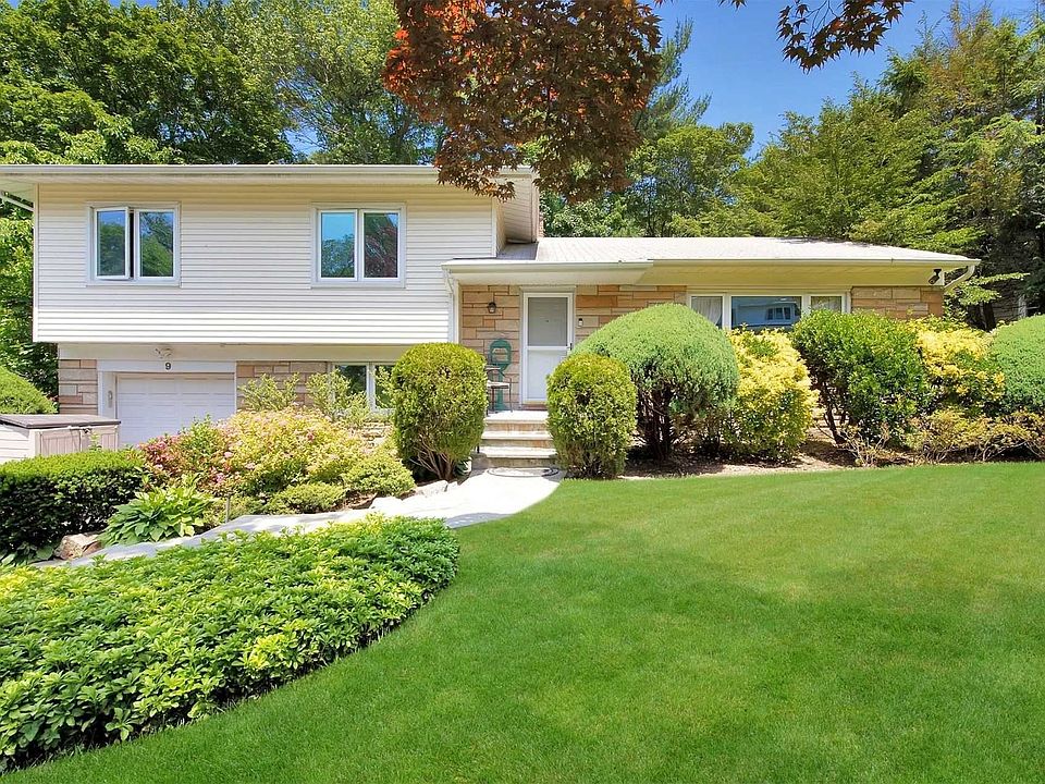 1st image of 9 Briarfield Dr