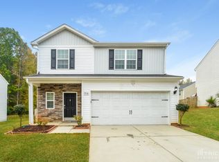 5716 Old Meadow Rd, Charlotte, NC 28227