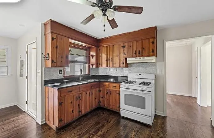 503 Stephenson Rd — Photo 12
