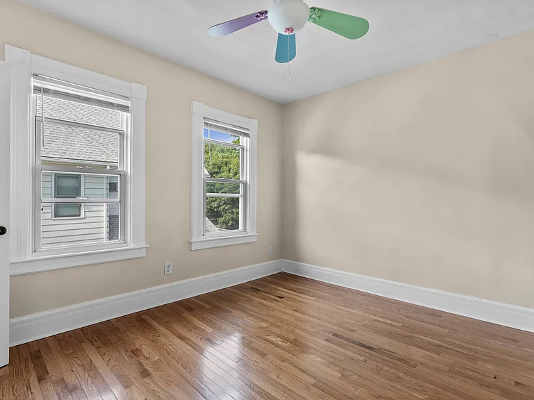 89 Bell St #89 — Photo 16