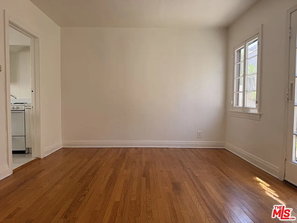 1 bed, 1.0 bath, 600 sqft, $2,300 — Photo 3