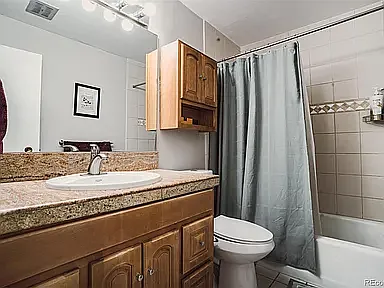 480 S Marion Pkwy #402 — Photo 5
