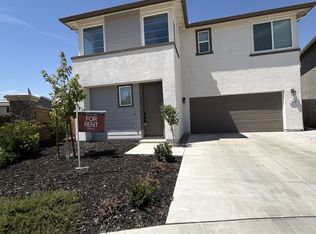 3049 N Dudley St, Visalia, CA 93291