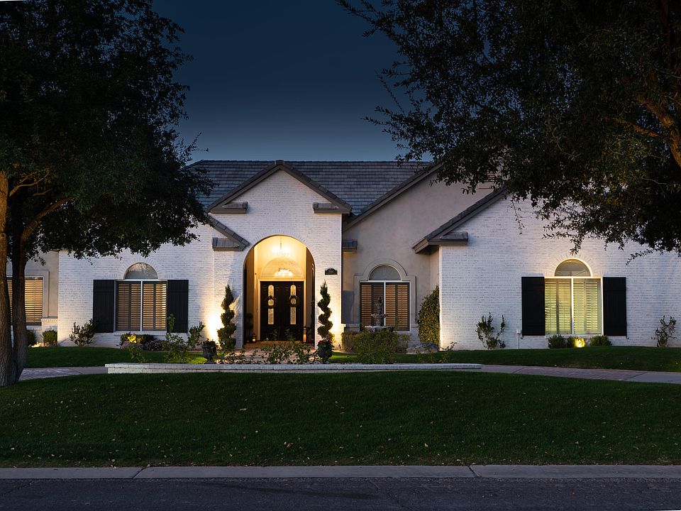 2nd image of 3684 E Tremaine Ct