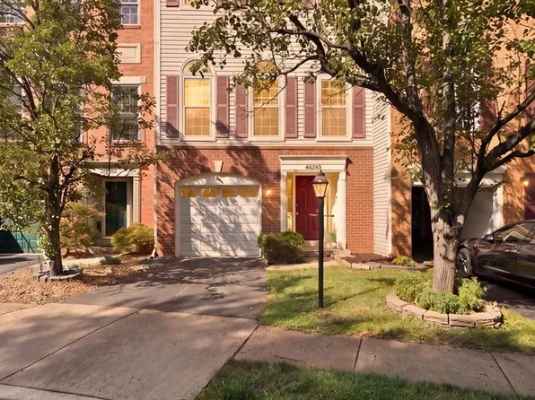 44040 Gala Cir, Ashburn, VA 20147