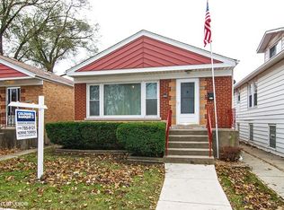 8303 44th St, Lyons, IL 60534