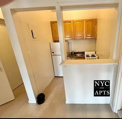 Rented by New York City Apartments | media 2