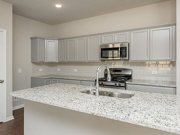 7th image of this home