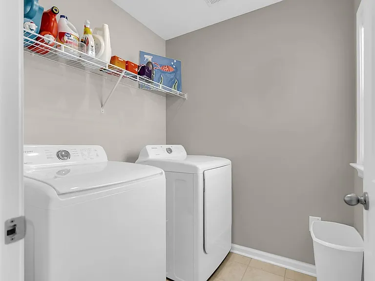534 Alderly Dr — Photo 26