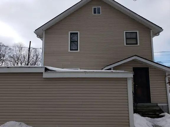 4th image of 303 N Central Ave