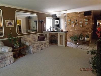 2nd image of 8520 Christiana Ave