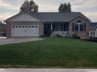 1819 Marine Rd, Saint Jacob, IL 62281