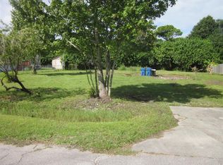 156 Mae St, Oak Hill, FL 32759