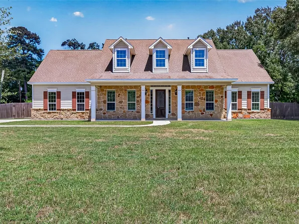 22040 Robins Rd, Hockley, TX 77447