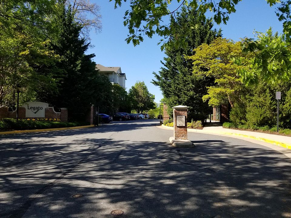1st image of 4405 Weatherington Ln Unit 303