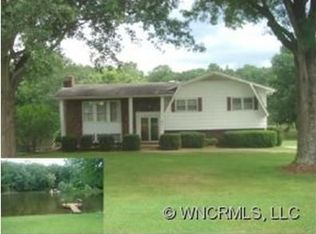 317 Aqua Dr, Forest City, NC 28043