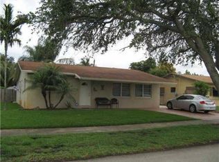 6871 Scott St, Hollywood, FL 33024
