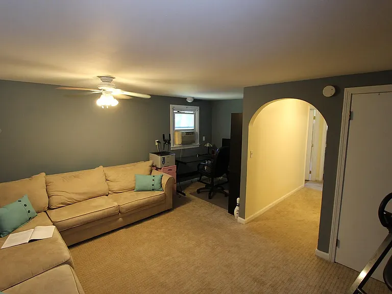 230 Field Rd — Photo 23
