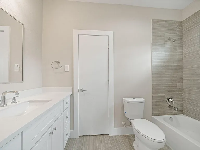 2502 W Tidwell Rd #A — Photo 19