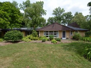 4N351 Ridgewood Ave, Bensenville, IL 60106