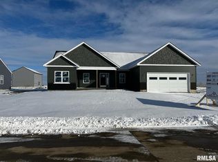 1907 S 5th St, Eldridge, IA