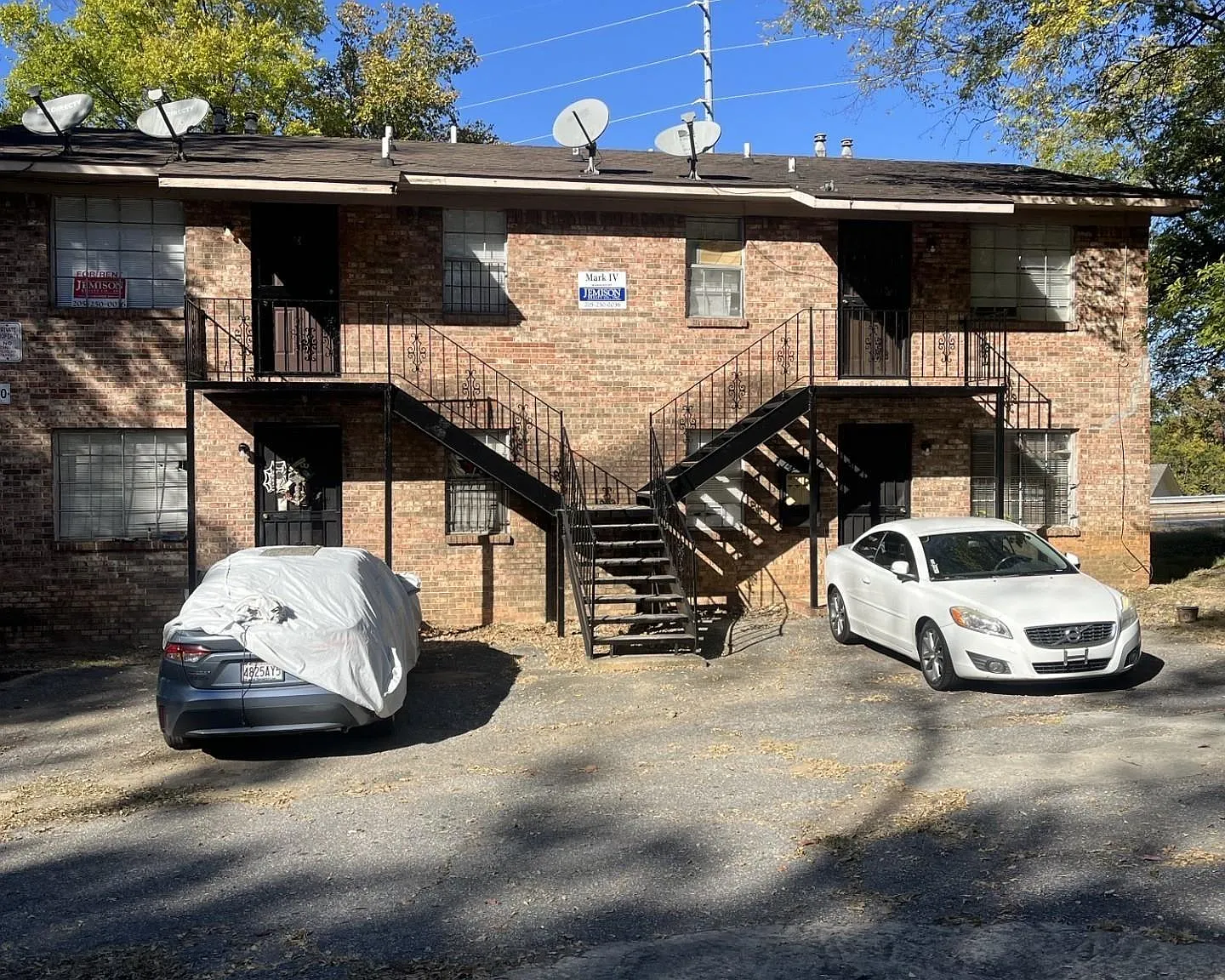 2 bed, 1.0 bath, $595 — Photo 1