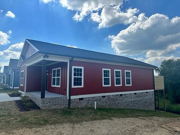 3rd image of 400 Johnson Blvd SE