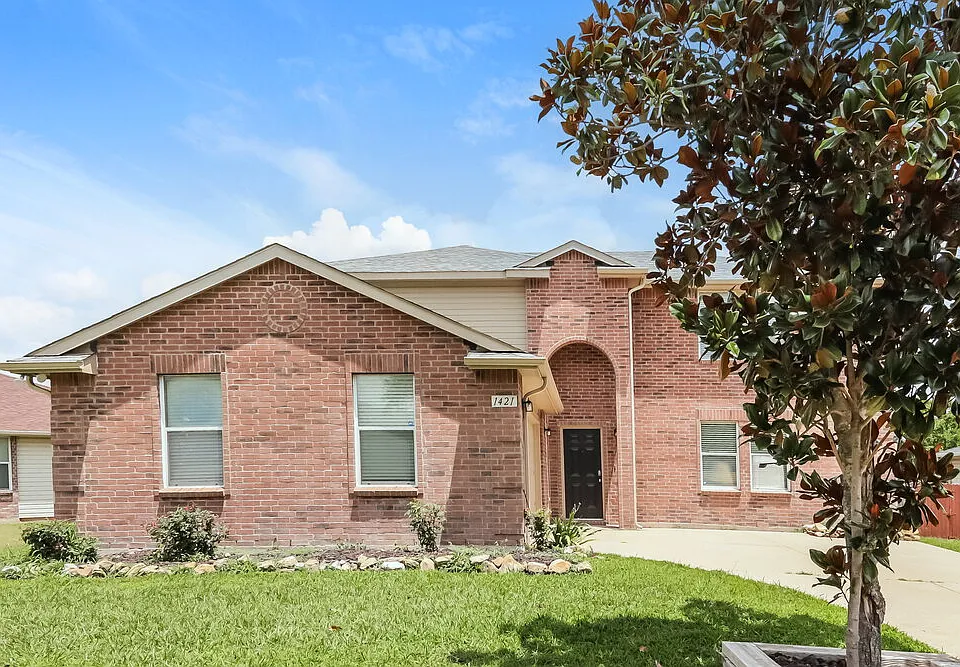 1421 Nimitz Way