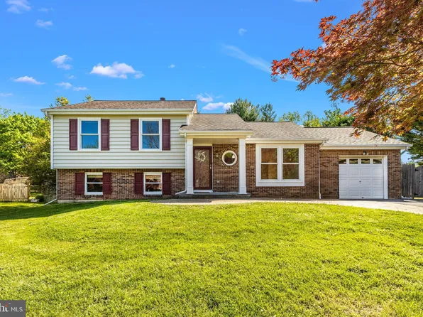 10736 Santa Anita Ter, Damascus, MD 20872