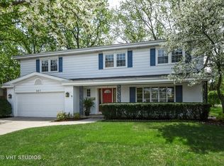 907 W Sigwalt St, Arlington Heights, IL