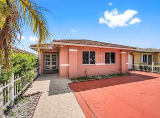 Yaira Sub, Hialeah, FL 33018