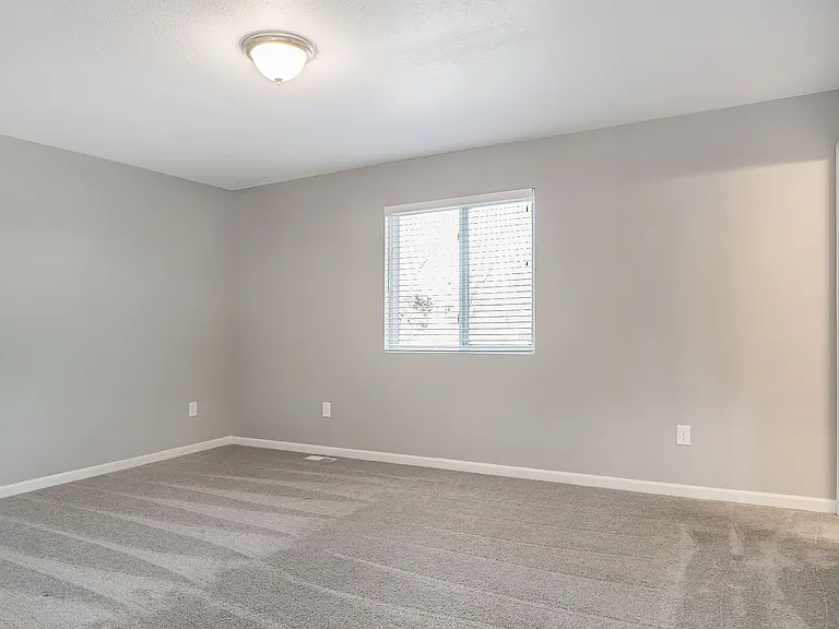 1597 Carolyn Dr — Photo 8